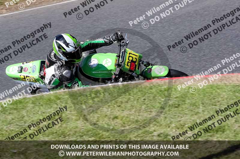 enduro digital images;event digital images;eventdigitalimages;mallory park;mallory park photographs;mallory park trackday;mallory park trackday photographs;no limits trackdays;peter wileman photography;racing digital images;trackday digital images;trackday photos